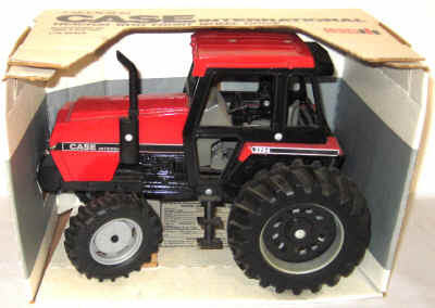 june farm toys 10 168.jpg (280163 bytes)