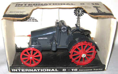 june farm toys 10 171.jpg (303470 bytes)