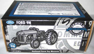 june farm toys 11 048.jpg (599051 bytes)