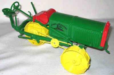 june farm toys 11 057.jpg (385360 bytes)