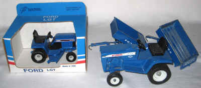 june farm toys 10 084.jpg (325149 bytes)