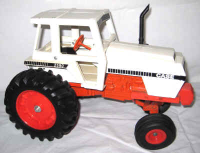 nov 21 farm toy 1 010.jpg (291668 bytes)