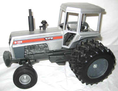 nov 21 farm toy 1 035.jpg (355360 bytes)