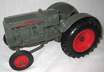 nov 21 farm toys 2 009.jpg (339306 bytes)