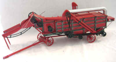 nov 21 farm toys 2 012.jpg (269146 bytes)