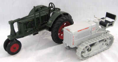 nov 21 farm toys 2 044.jpg (220971 bytes)