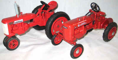 nov 21 farm toys 2 095.jpg (303667 bytes)