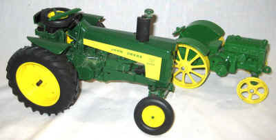 nov 21 farm toys 2 108.jpg (319916 bytes)