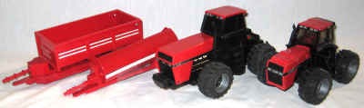 nov 21 farm toys 2 126.jpg (217634 bytes)