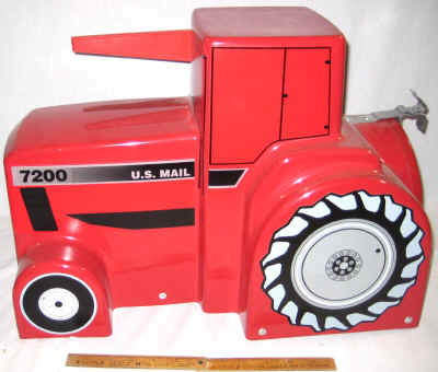 nov 21 farm toys 3 087.jpg (351916 bytes)