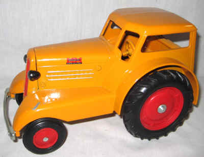 nov 21 farm toys 4 039.jpg (300097 bytes)