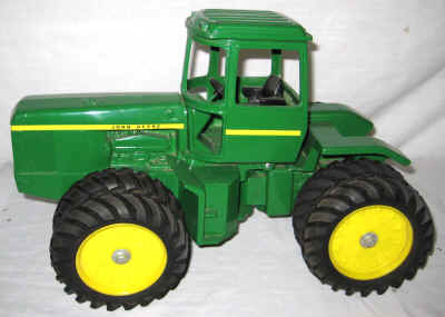 nov 21 farm toys 4 050.jpg (347584 bytes)