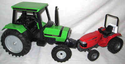 nov 21 farm toys 4 069.jpg (317453 bytes)