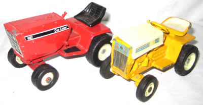 nov 21 farm toys 4 075.jpg (224870 bytes)