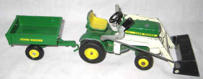 nov 21 farm toys 4 089.jpg (215785 bytes)