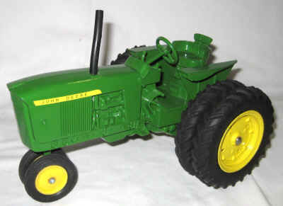 dec 10 farm toys 3 260.jpg (259687 bytes)