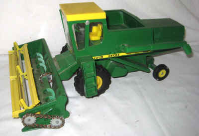 dec 3 farm toys 268.jpg (345335 bytes)