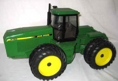 dec 3 farm toys 483.jpg (369875 bytes)