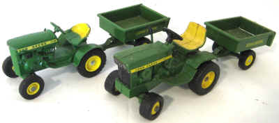 dec 3 farm toys 624.jpg (223992 bytes)