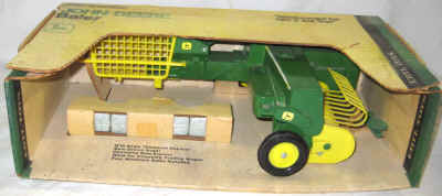 sept 24 farm toy 5 063.jpg (318519 bytes)