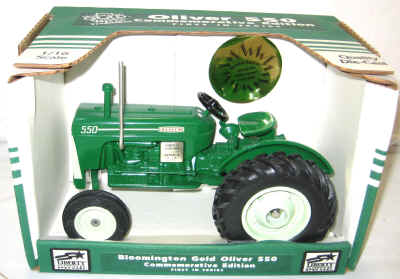 sept 24 farm toy 7 017.jpg (357847 bytes)