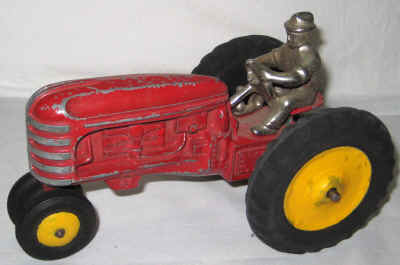 sept 24 farm toy 7 091.jpg (225853 bytes)